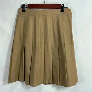 Stephanie Andrew’s Camel Tan Color, Size 10P Pleated 100% Wool Schoolgirl skirt.